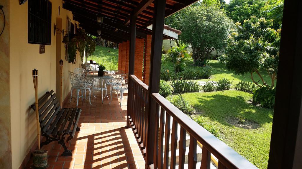 Pousada Suites Águas de São Pedro Buitenkant foto